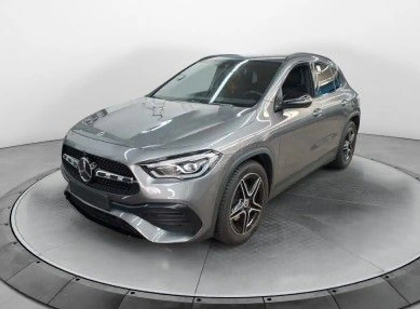 Mercedes-Benz GLA 200 AMG LINE LED*WIDE*AMBIENT*RÜCKKAM*19Z Gris - 1