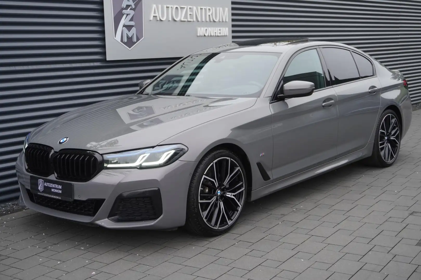 BMW 520 d M-SPORTPAKET|SHADOW|VIRTUAL|LASER|PANO|H&K| Grigio - 2