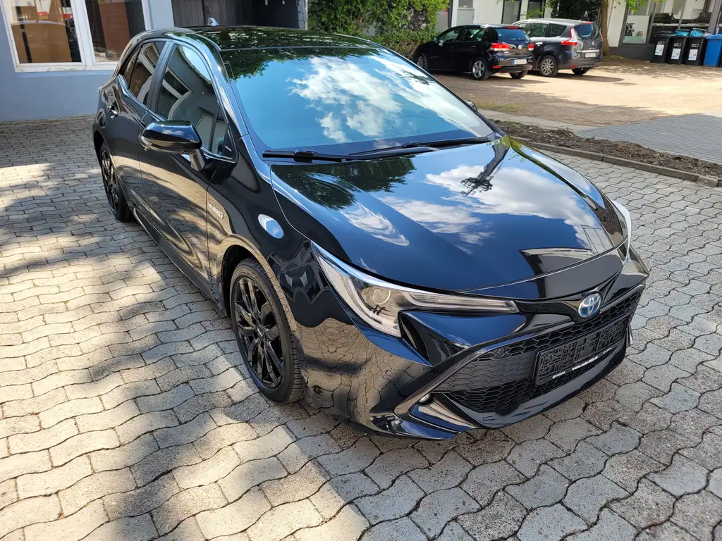 Toyota Corolla 2019 из Европы — купить под ключ