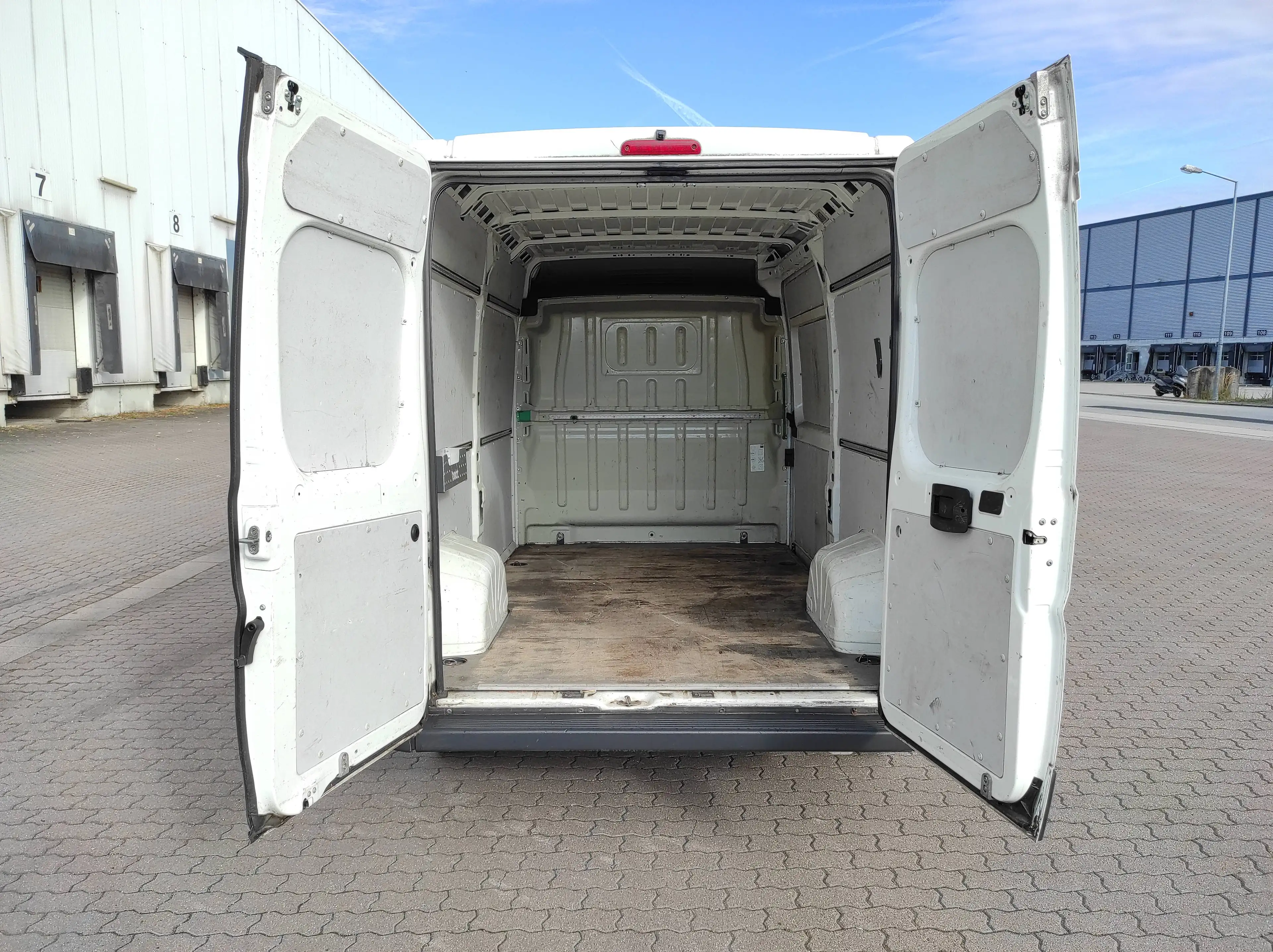 Peugeot Boxer 2.0 EURO-6 KLIMA NAVI *ZAHNRIEMEN NEU* 333 L2H2 Pro Avantage Edition BlueHDi 130 Stop — photo 14