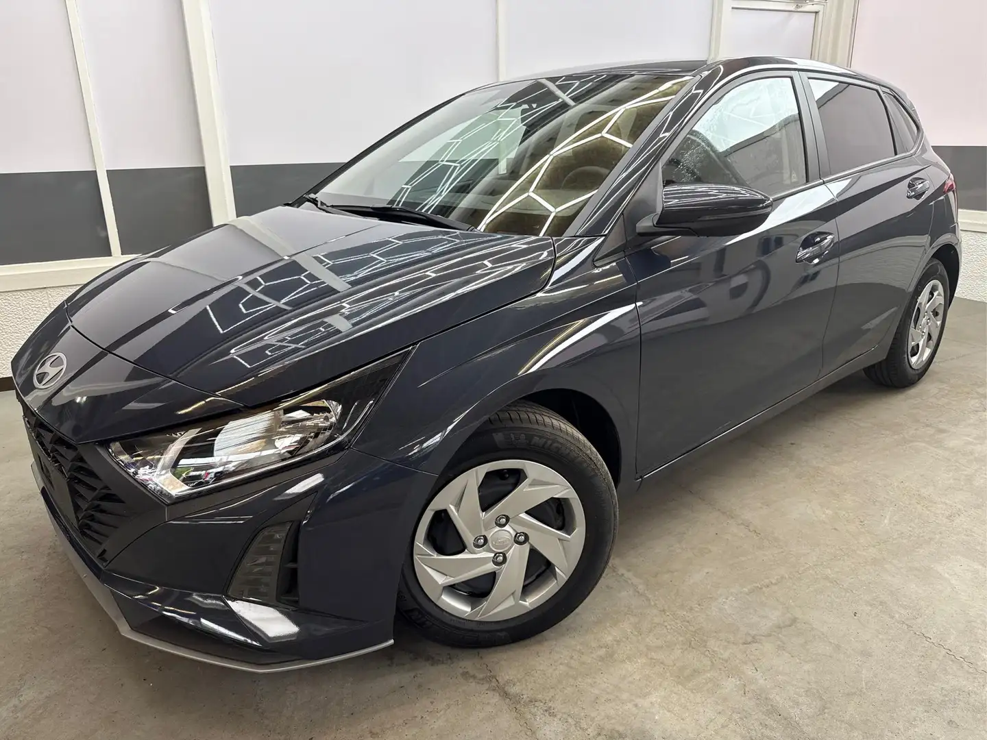 Hyundai i20 COMFORT FL NAVI RFK TEMPOMAT 1.2 MPI 57,9kW/79P... Grigio - 1