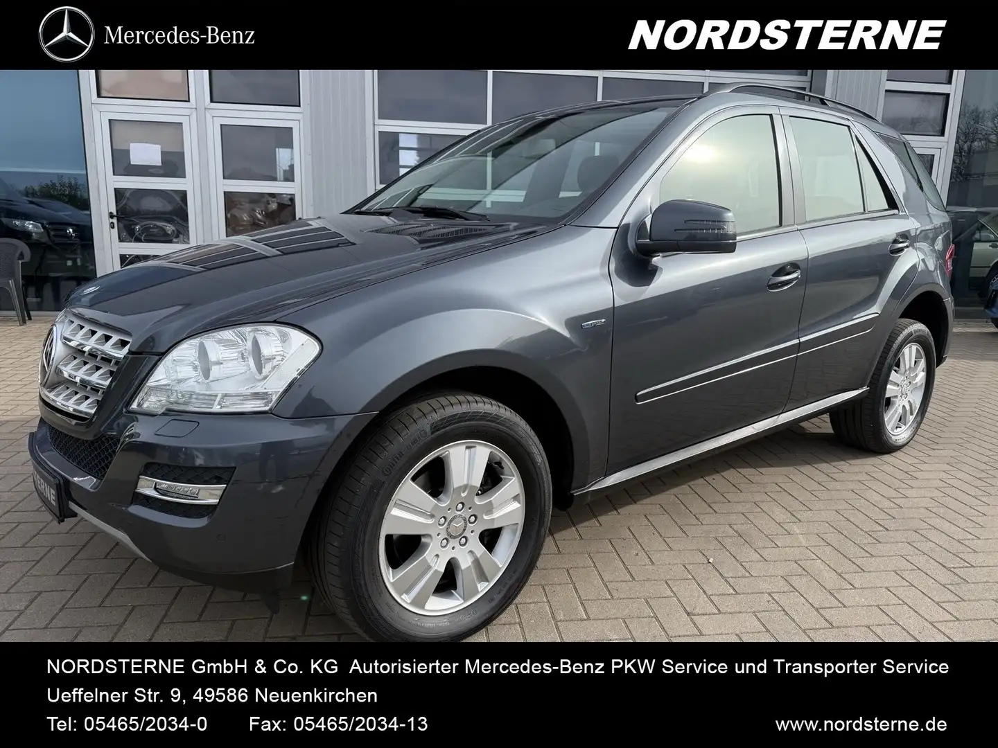 Mercedes-Benz ML 300 ML 300 CDI 4M BiXenon Distronic AHK SHD Comand Gris - 1
