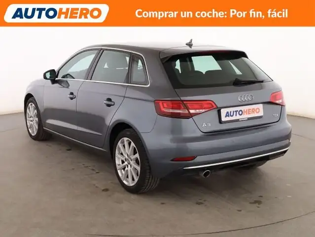 Audi A3 view 4