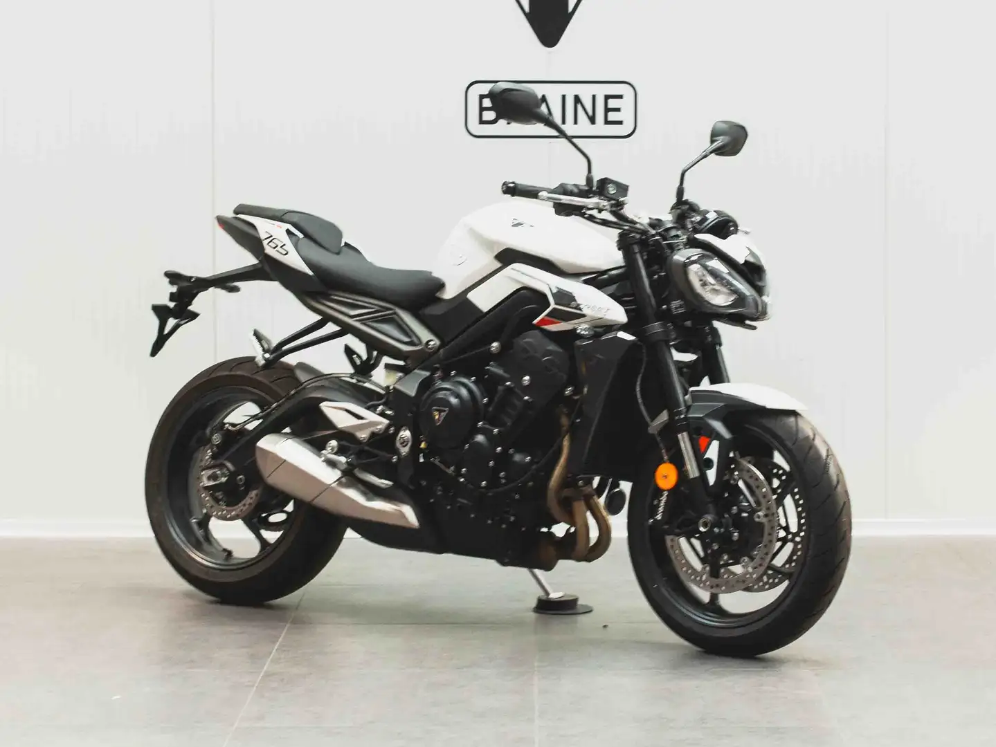 Triumph Street Triple R 800 € d'accessoires offerts Blanc - 1