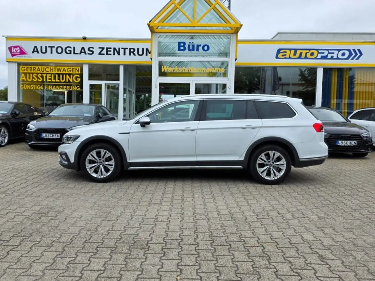 Volkswagen Passat Alltrack Passat Variant Alltrack 4Motion Rückfahrkamera Bílá - 1