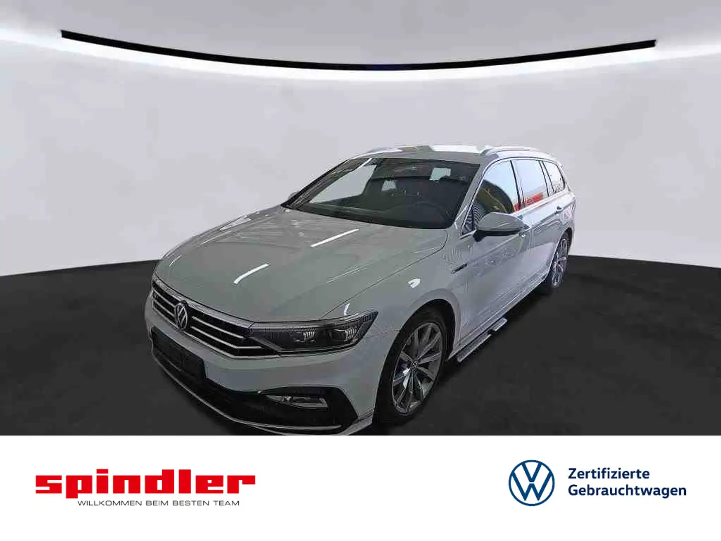 Volkswagen Passat Variant R-Line 2.0 TSI DSG / Navi, Matrix Wit - 1