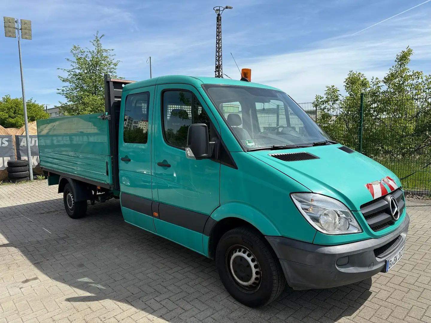 Mercedes-Benz Sprinter II PritscheDoKa 310 FINANZIERUNG MÖGLCH Vert - 2