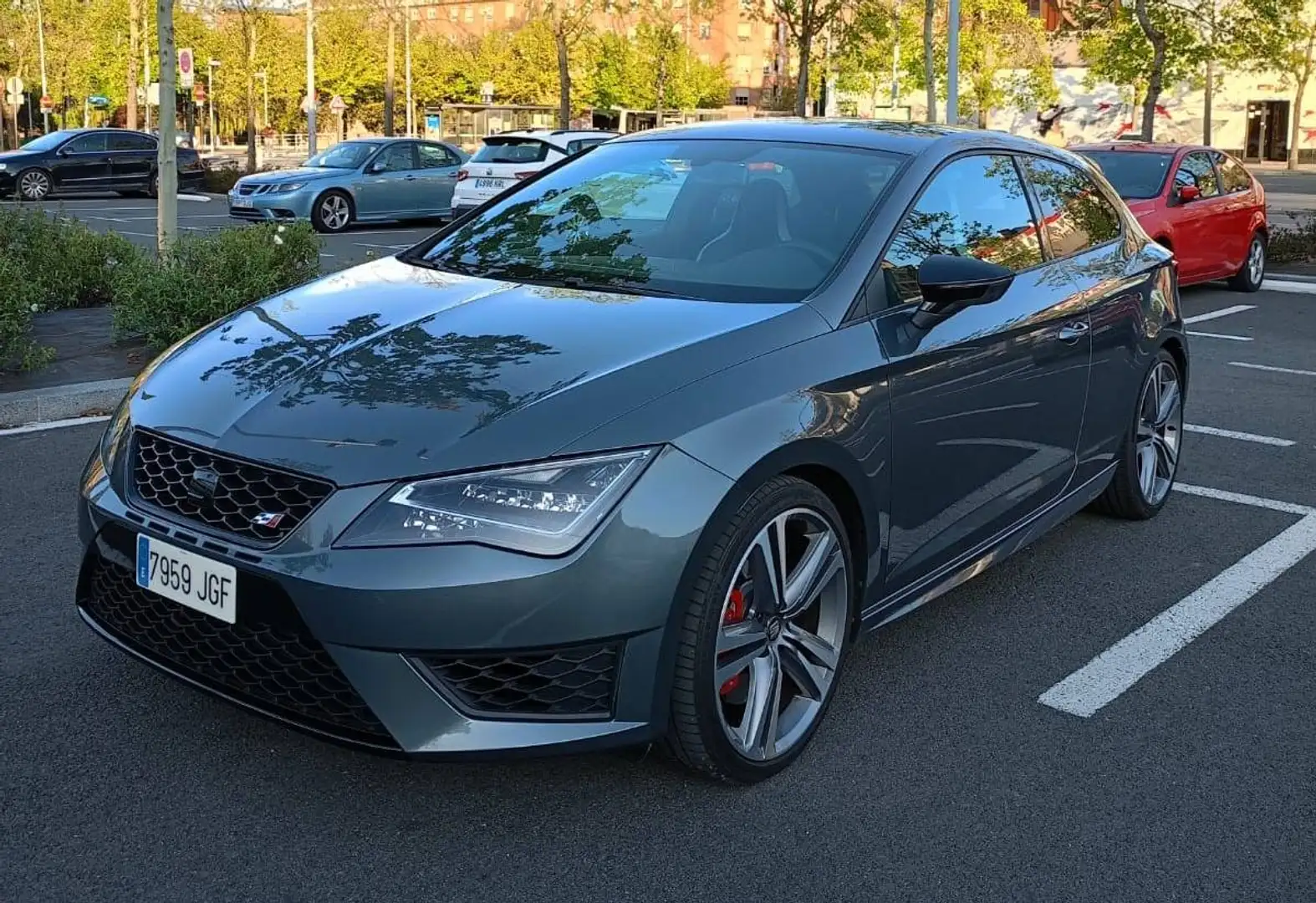 SEAT Leon León 2.0 FSI Sport-up Sport-up Gris - 1