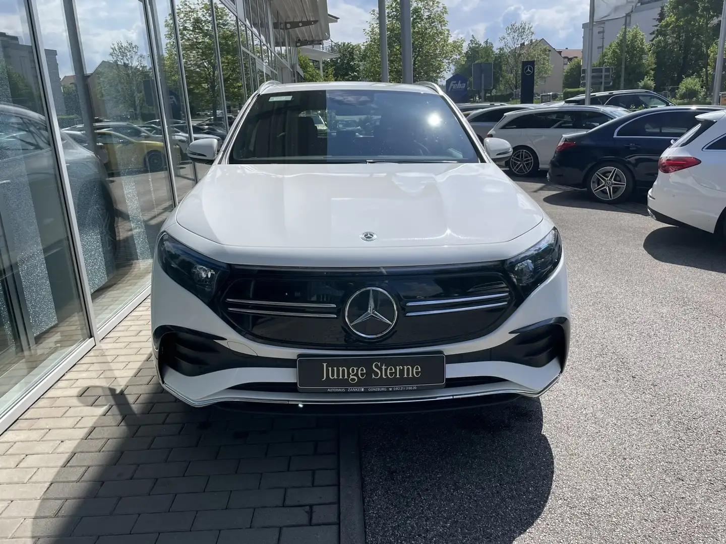 Mercedes-Benz EQA 300 EQA 300 4M AMG *CAM*LED*AMBI*EASY*MBUX*TEMPO*PDC Weiß - 2