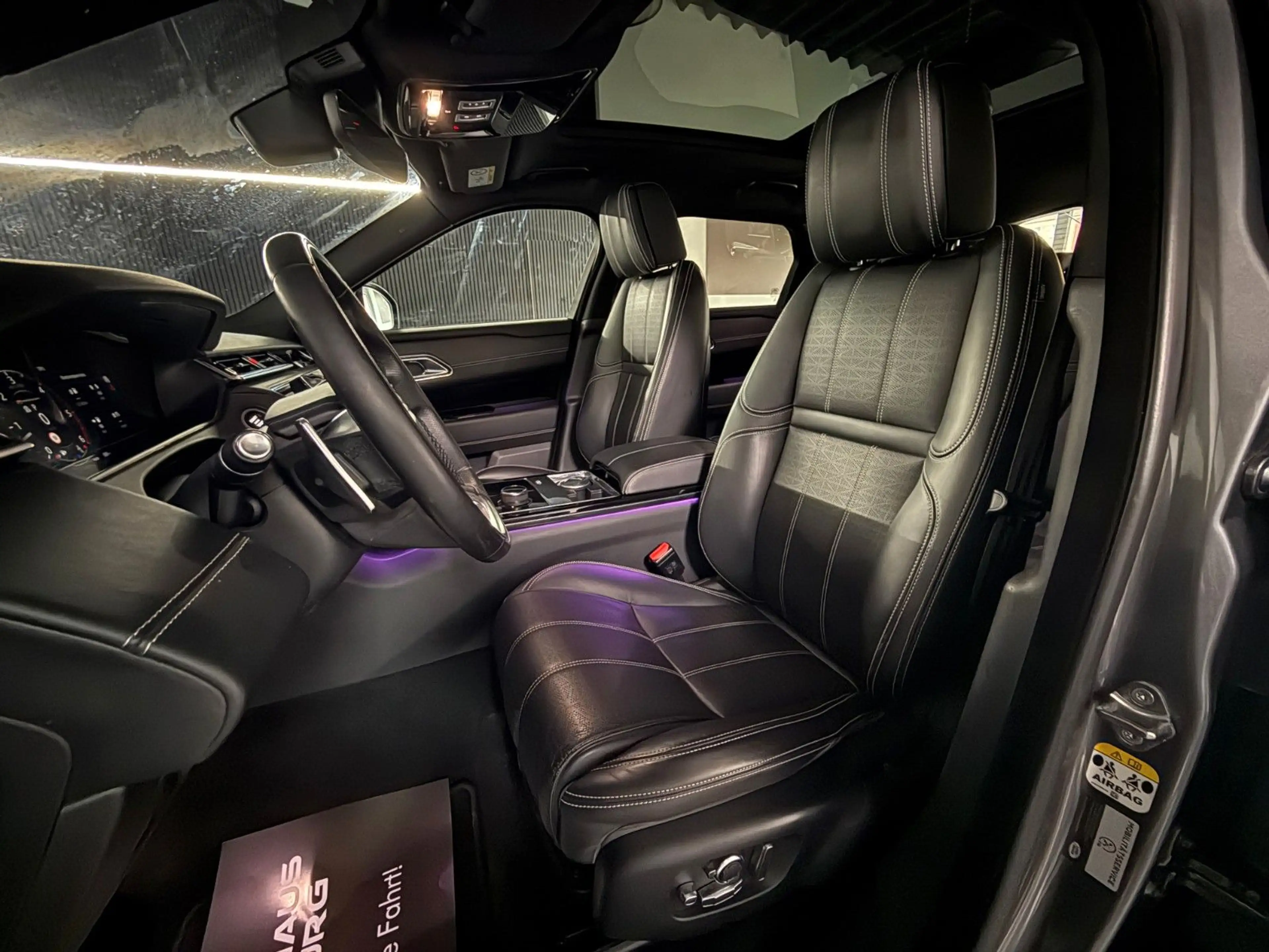 Land Rover Range Rover Velar R-Dynamic HSE/Pano-Stand-Hzg — photo 14