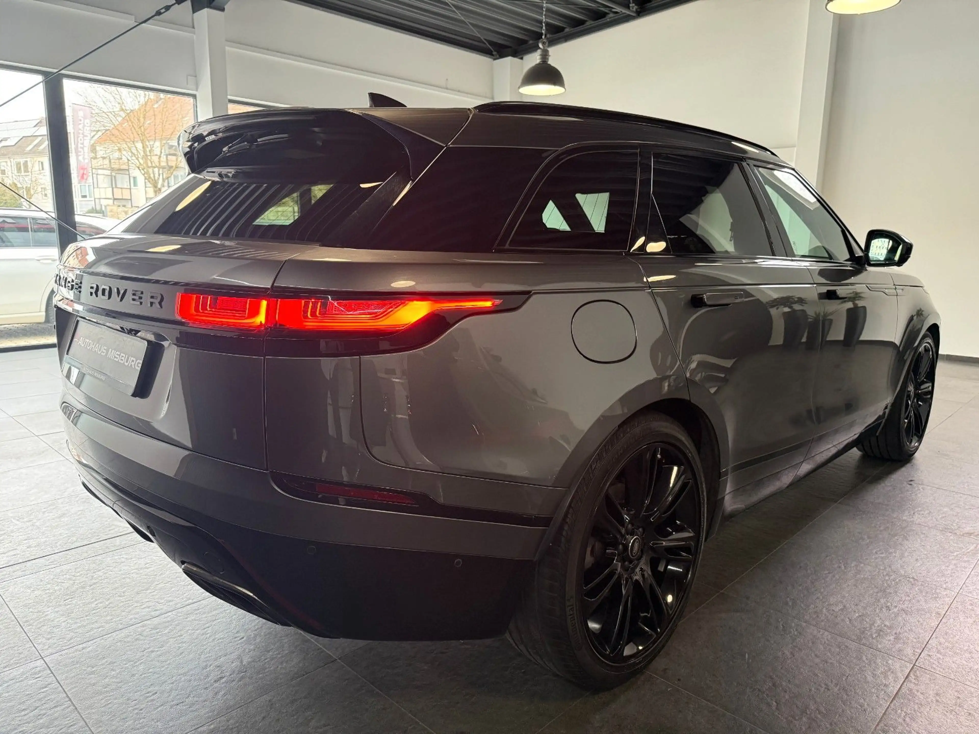 Land Rover Range Rover Velar R-Dynamic HSE/Pano-Stand-Hzg — photo 5