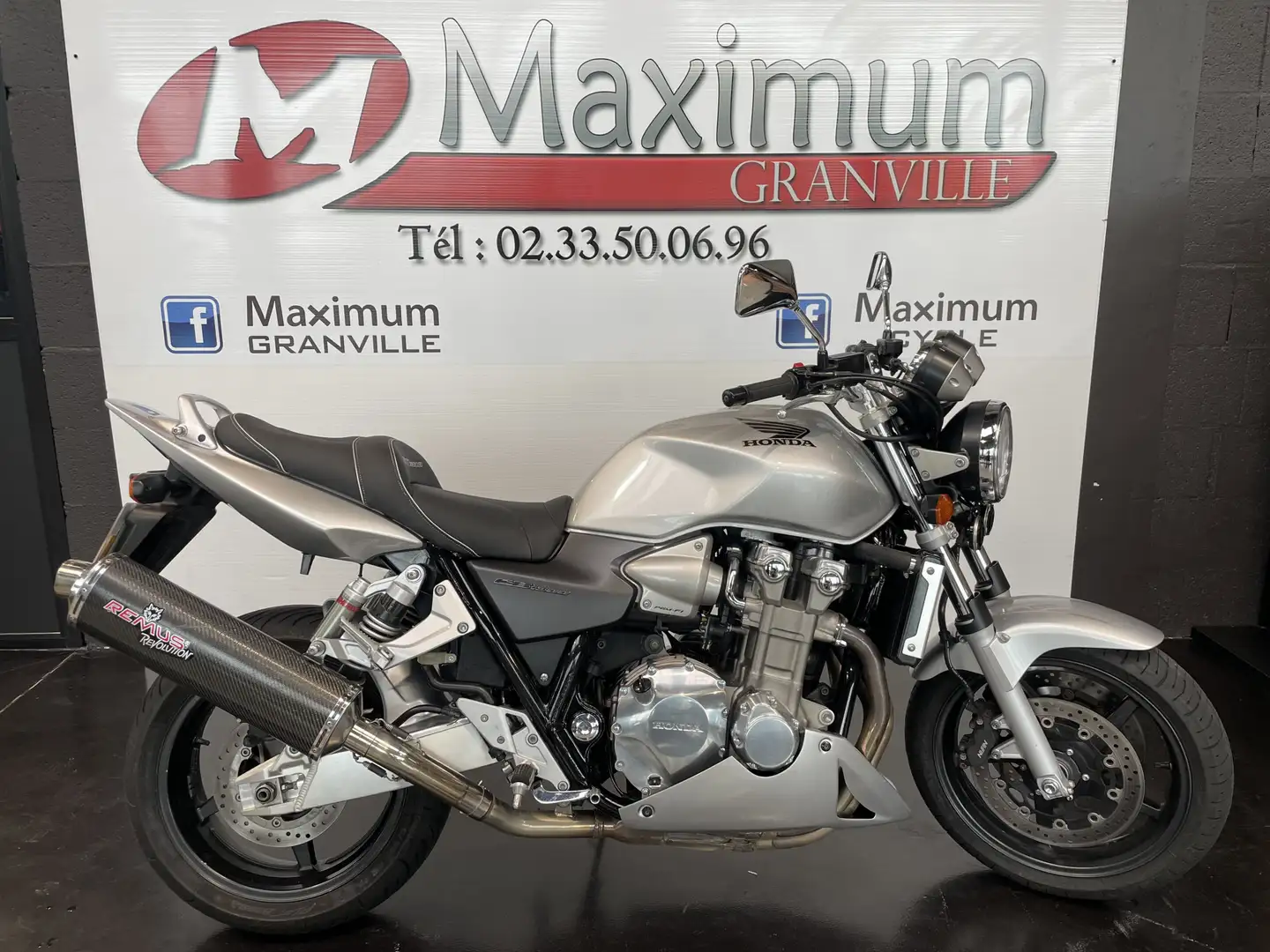 Honda CB 1300 Gris - 1