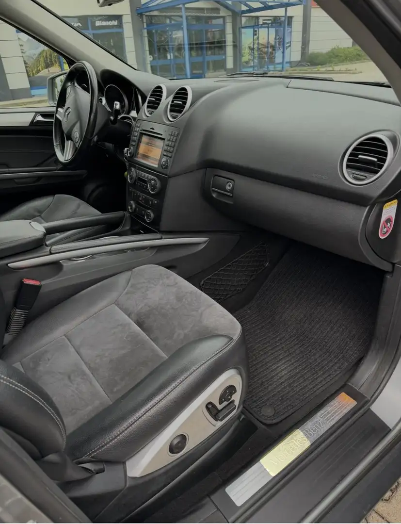 Mercedes-Benz ML 350 BlueTEC 4Matic 7G-TRONIC DPF Silber - 1