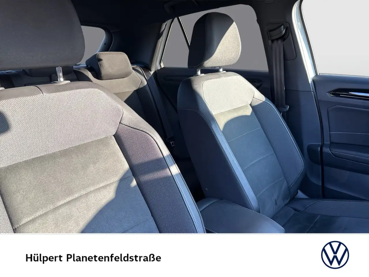 Volkswagen T-Roc 1.0 R-LINE CAM ACC NAVI LM17 LED+ CARPLAY 10