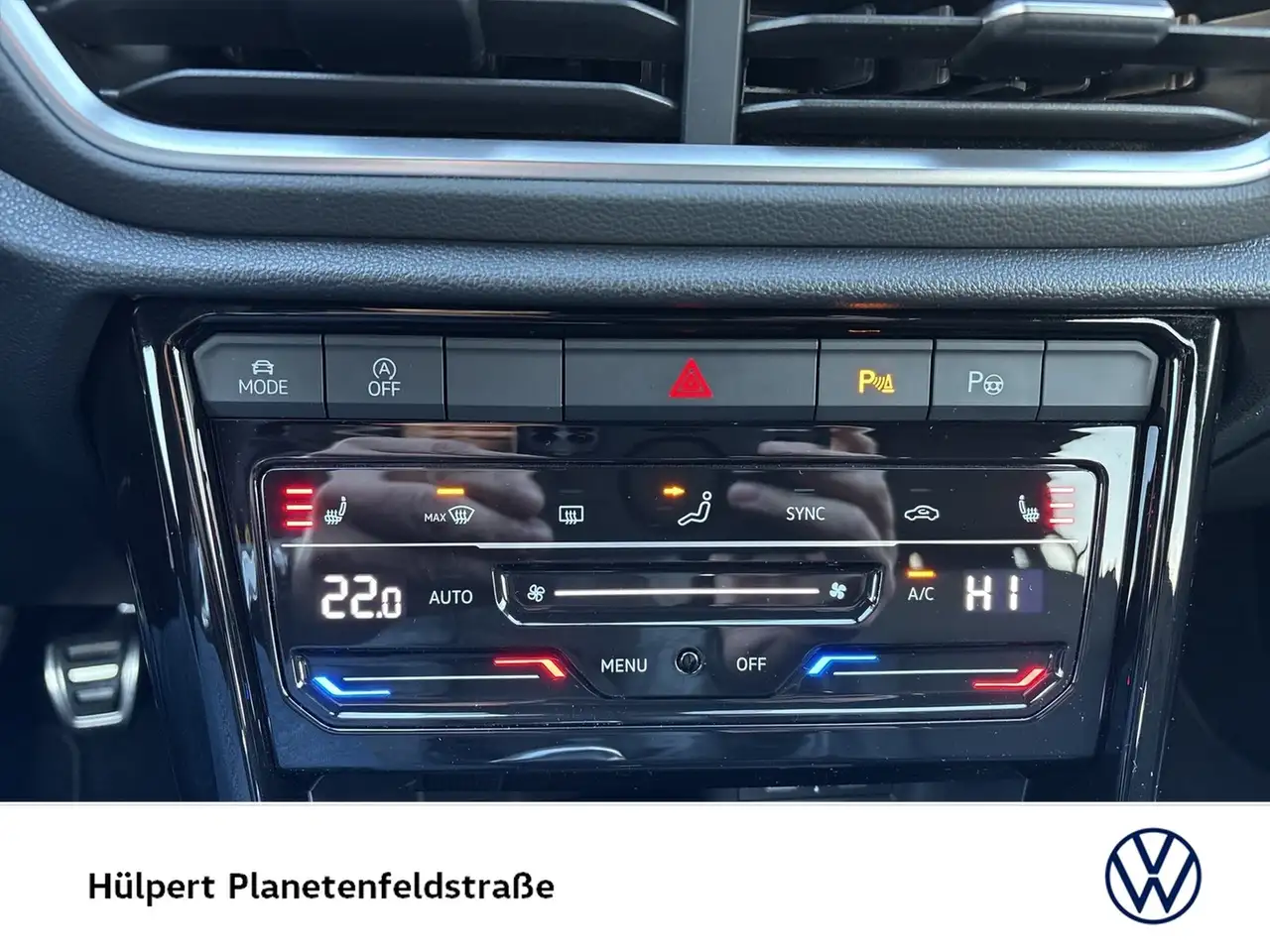 Volkswagen T-Roc 1.0 R-LINE CAM ACC NAVI LM17 LED+ CARPLAY 14