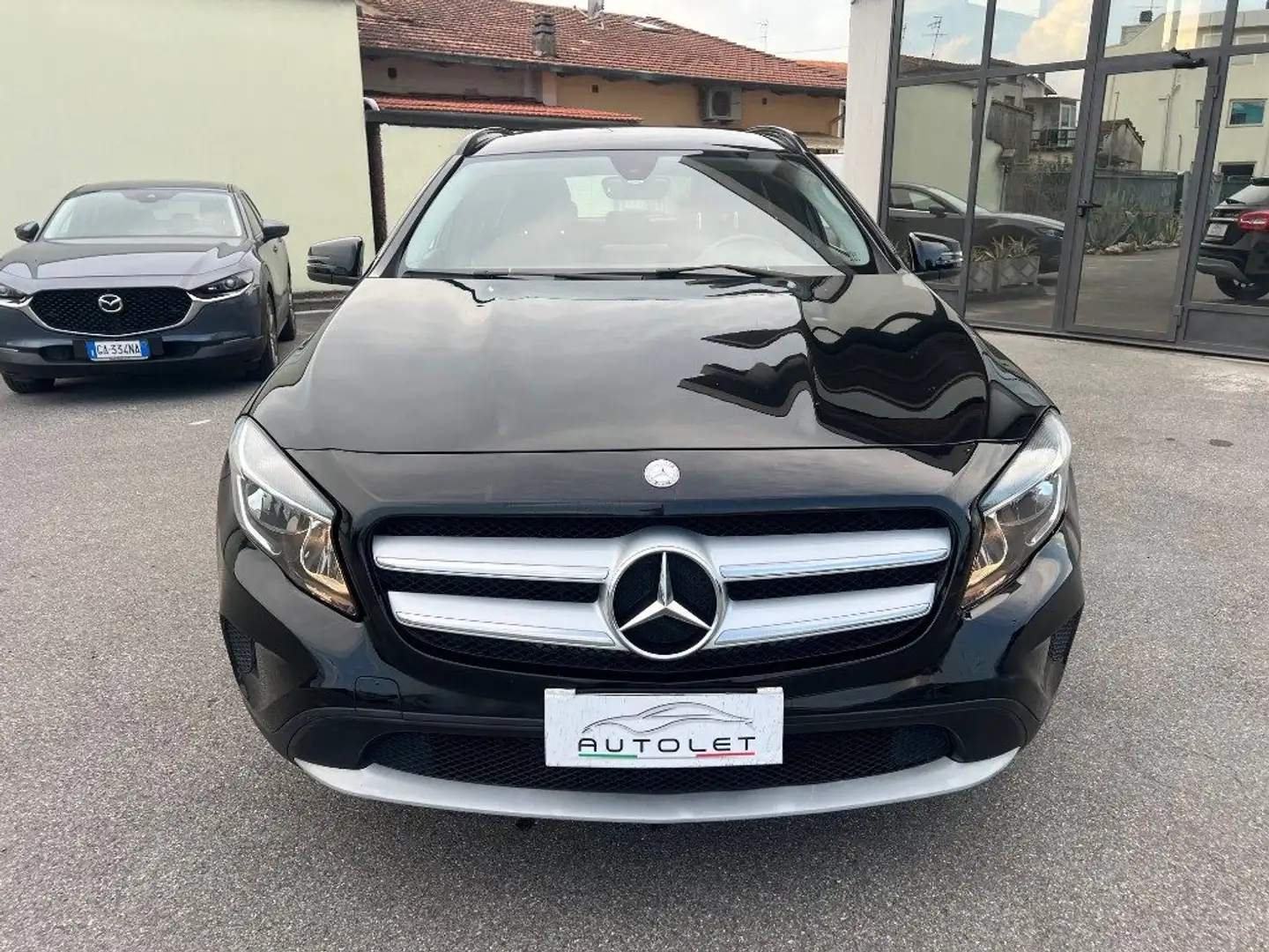 Mercedes-Benz GLA 180 d Premium - PER NEOPATENTATO - Nero - 2