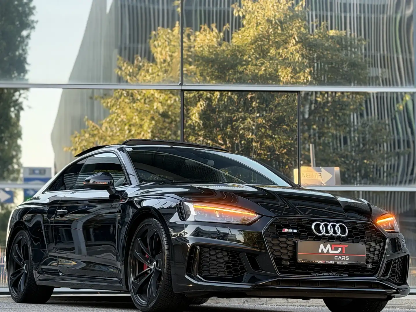 Audi RS5 2.9 TFSI quattro|KEYLESS|PANO|VIRTUAL-COCKPIT Schwarz - 2
