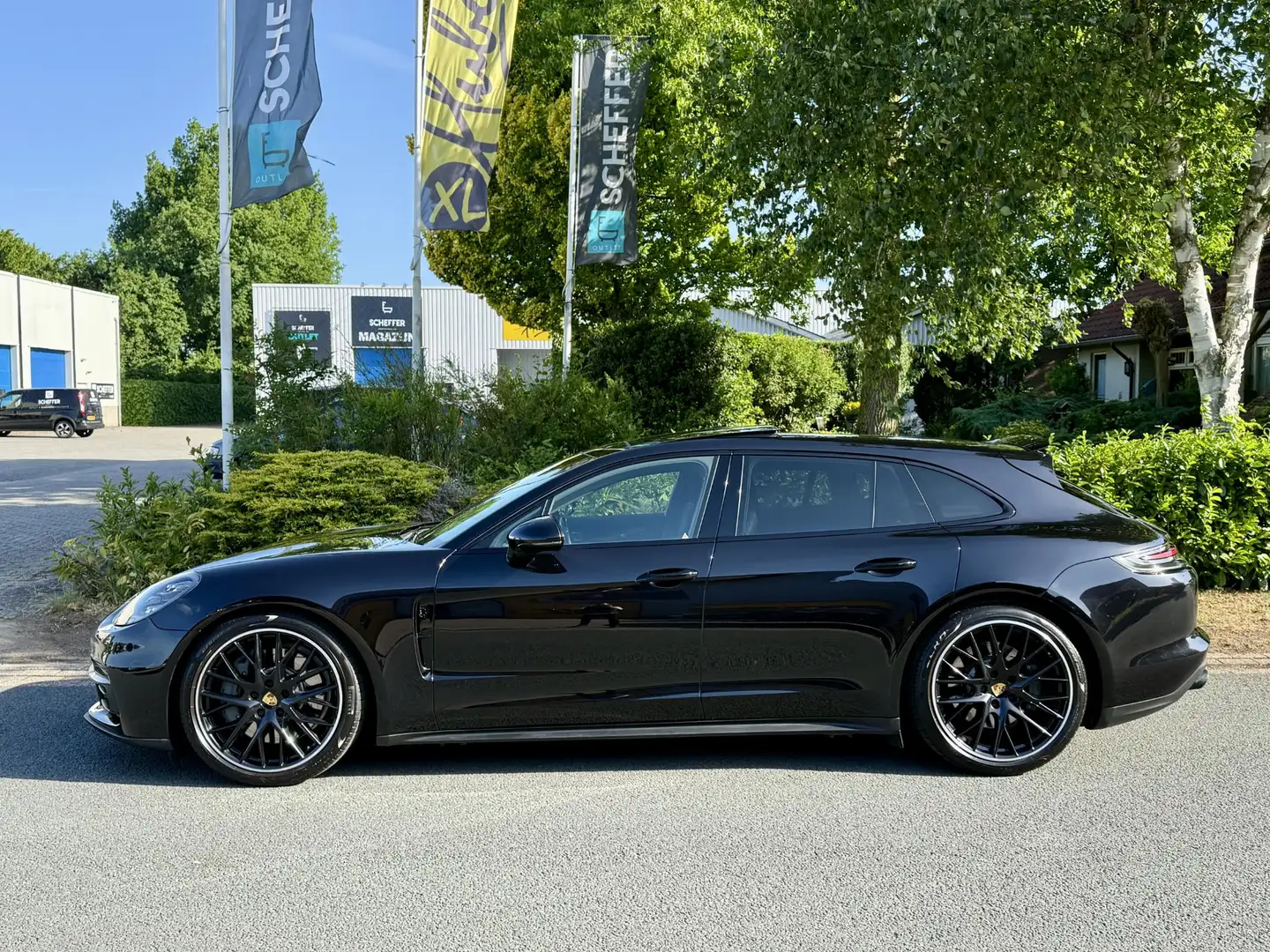 Porsche Panamera Sport Turismo 2.9 V6 4S 530PK Pano•Trekhaak•Bose Zwart - 2