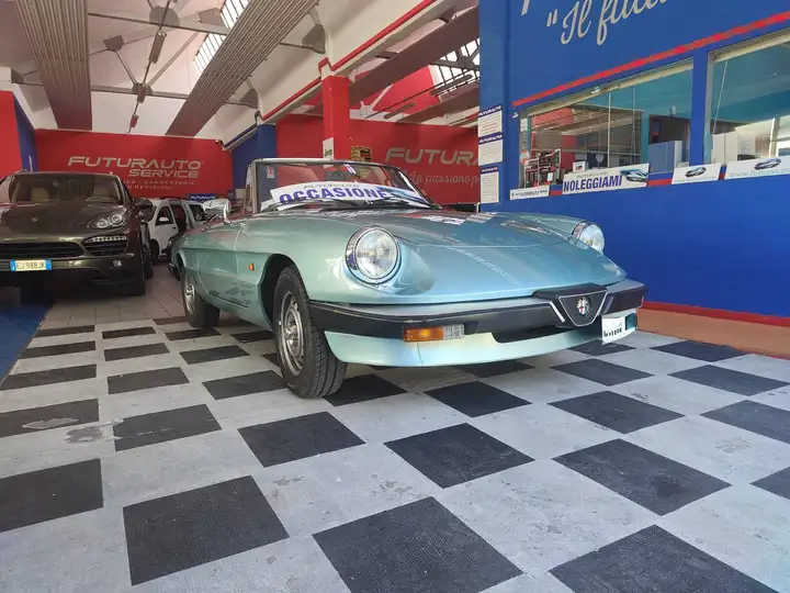 Alfa Romeo Spider