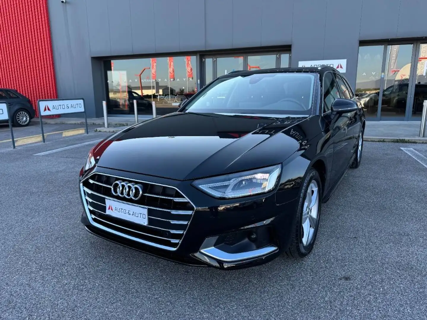 Audi A4 35 2.0 tdi mhev Business Advanced 163cv s-tronic Schwarz - 1