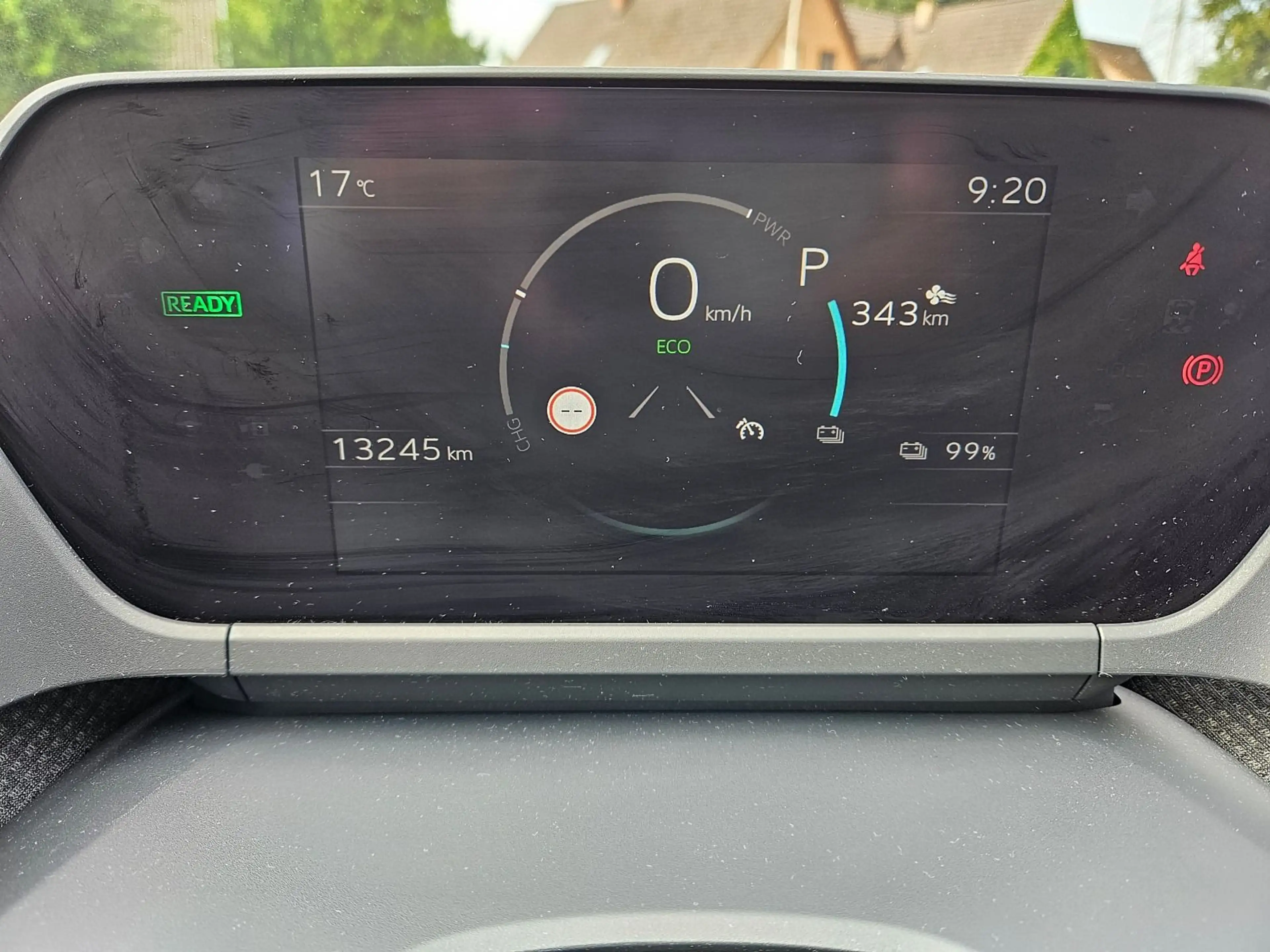 Subaru Solterra Platinum AWD — photo 11