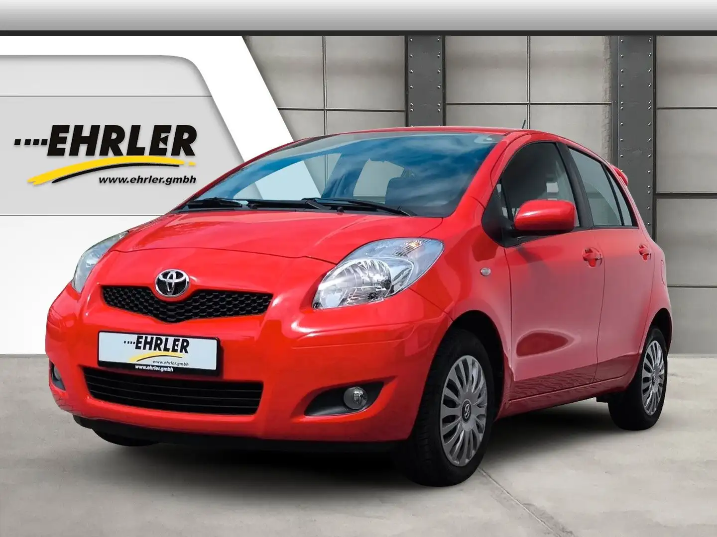 Toyota Yaris Cool Rot - 1