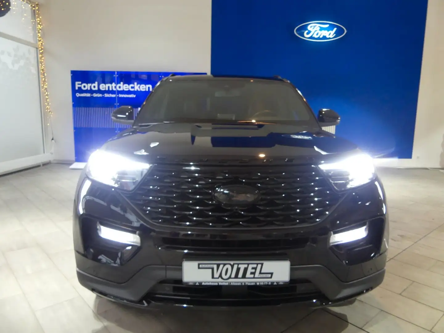 Ford Explorer ST-Line Plug-in-Hybrid 4x4 457 PS! crna - 2