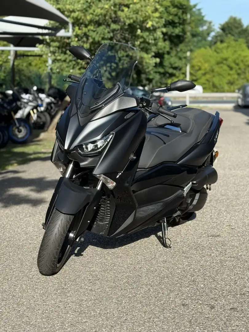 Yamaha X-Max 125 Noir - 1