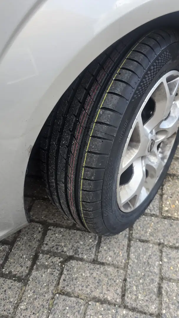 Opel Zafira 2.2 - 2
