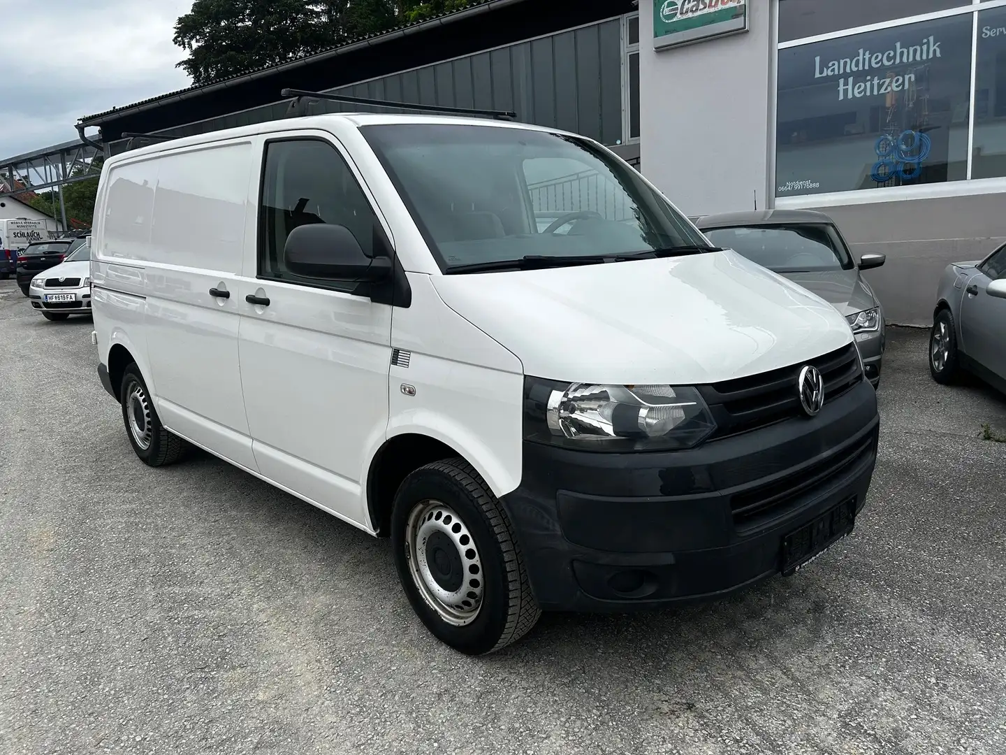 Volkswagen T5 Transporter Kasten Weiß - 1