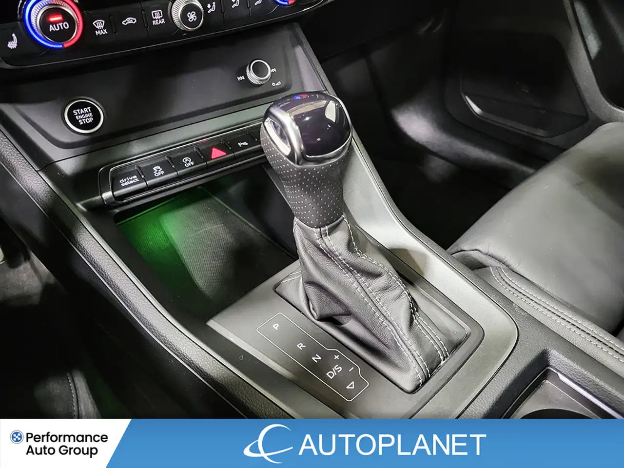 Audi Q3 снимка Audi Q3
