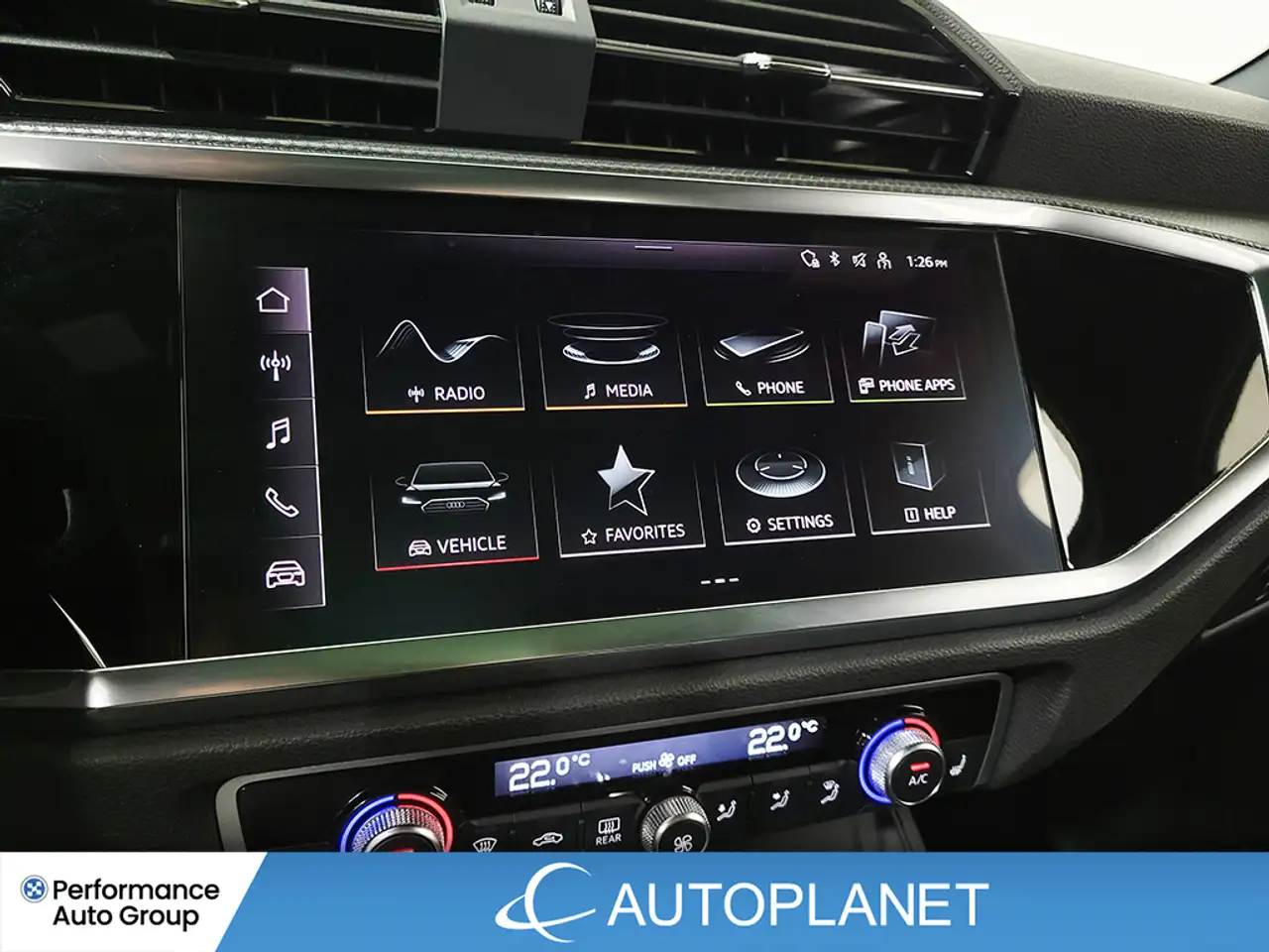 Audi Q3 снимка Audi Q3