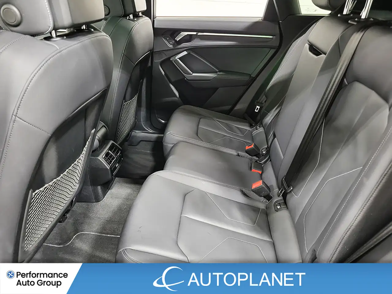 Audi Q3 снимка Audi Q3