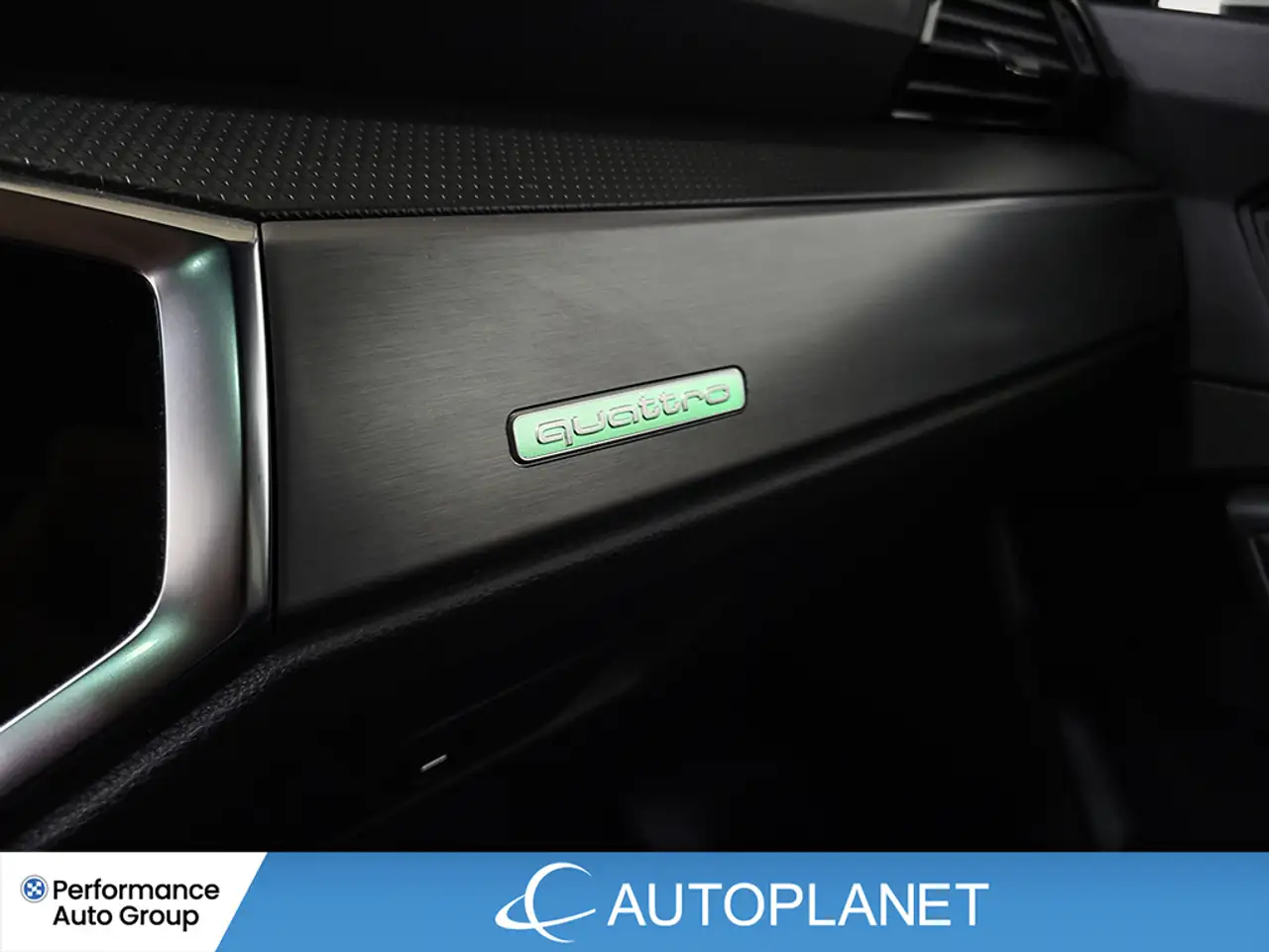 Audi Q3 снимка Audi Q3