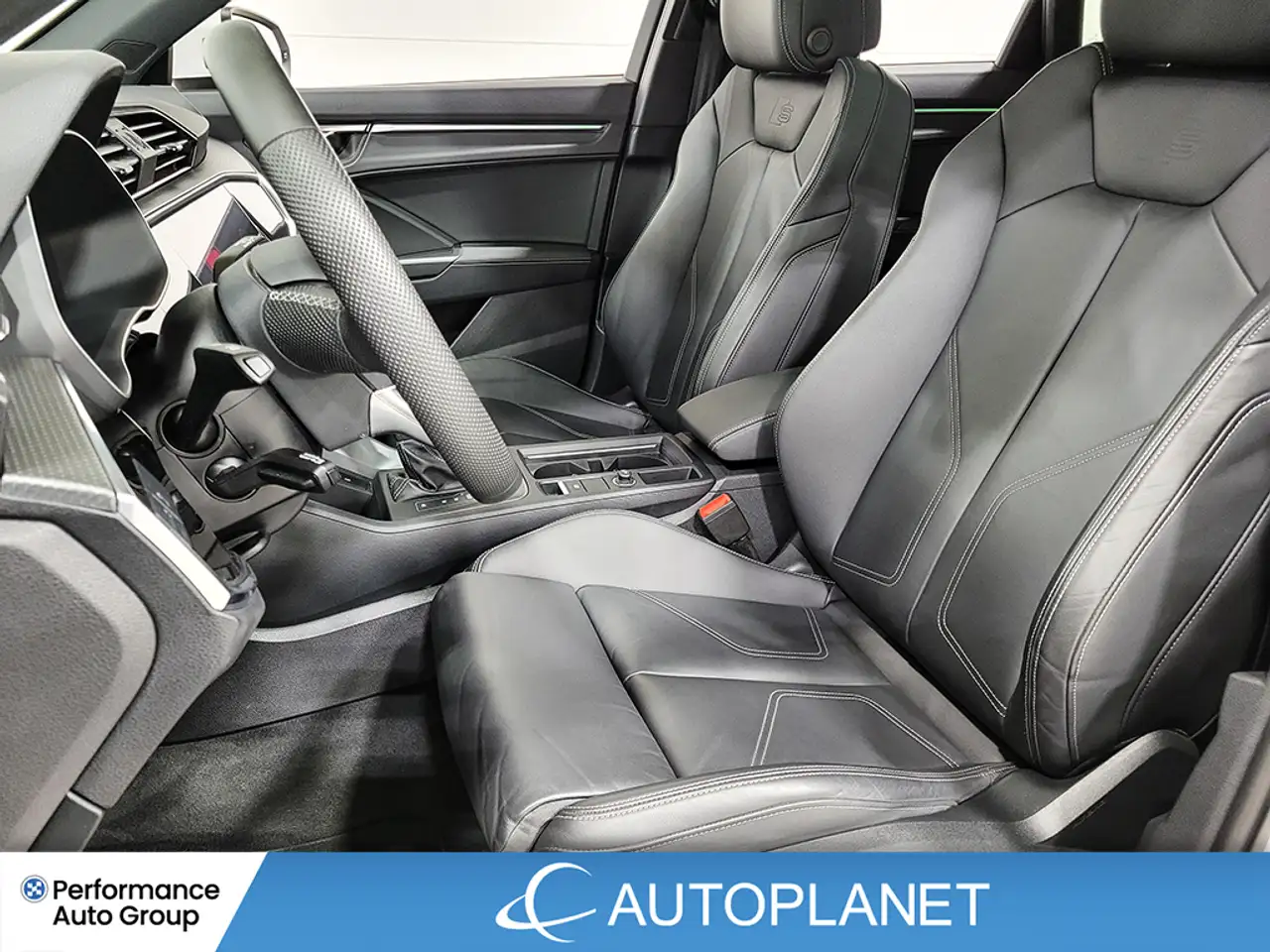 Audi Q3 снимка Audi Q3