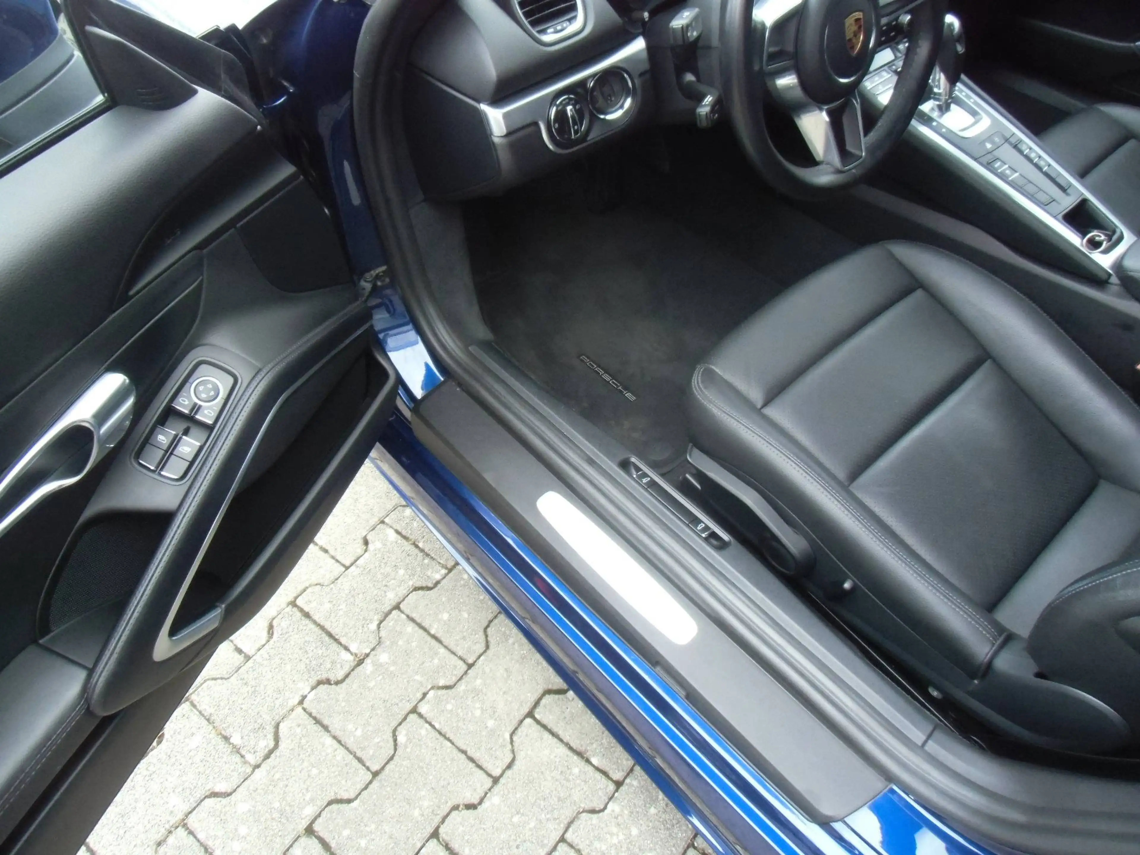 Porsche Cayman PDLS, Navi, PDC, Klima 2-Zonen, Sound-Package Plus — photo 7