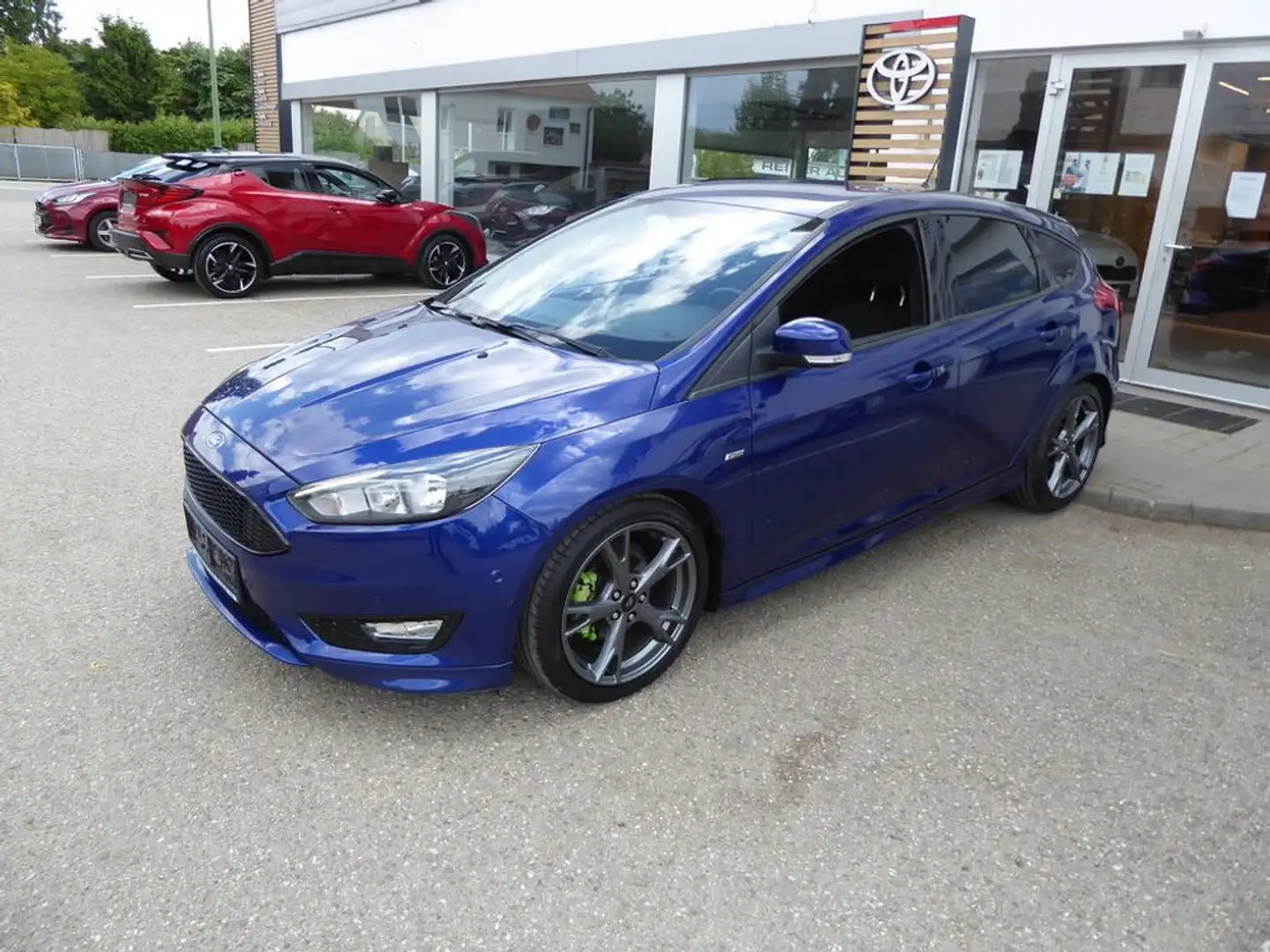 Ford Focus 1,0 EcoBoost ST-Line Blauw - 2