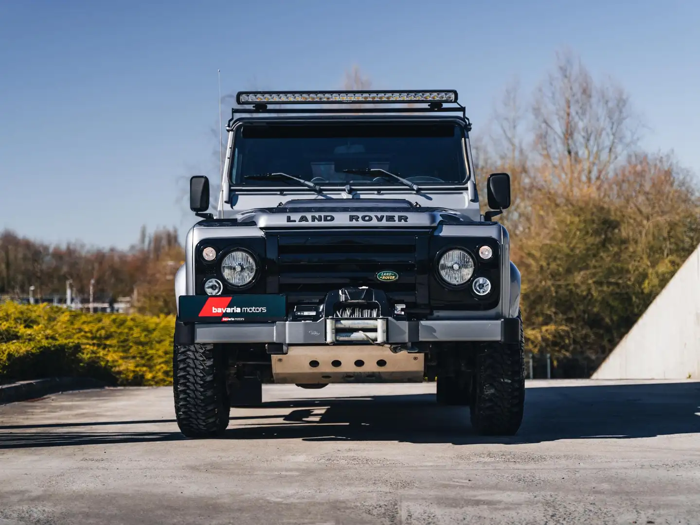Land Rover Defender 90 2.4L TD4 / Brunel / Lichte Vracht Gris - 2