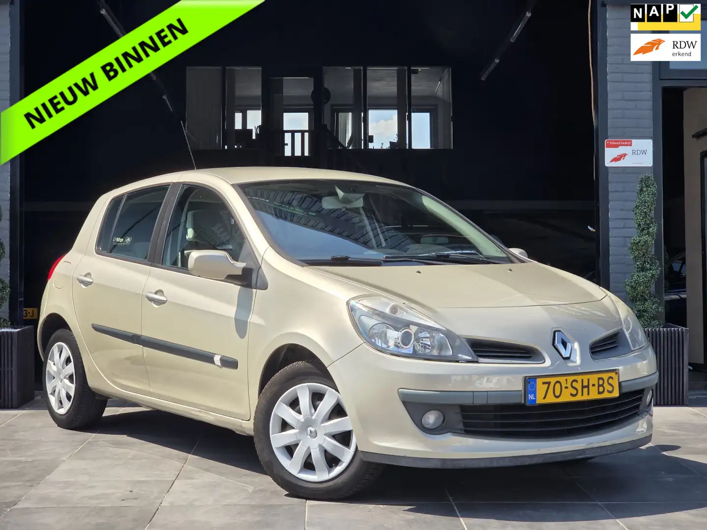 Renault Clio 1.6-16V Dynamique Luxe|Automaat|Airco|Cruise Beige - 1