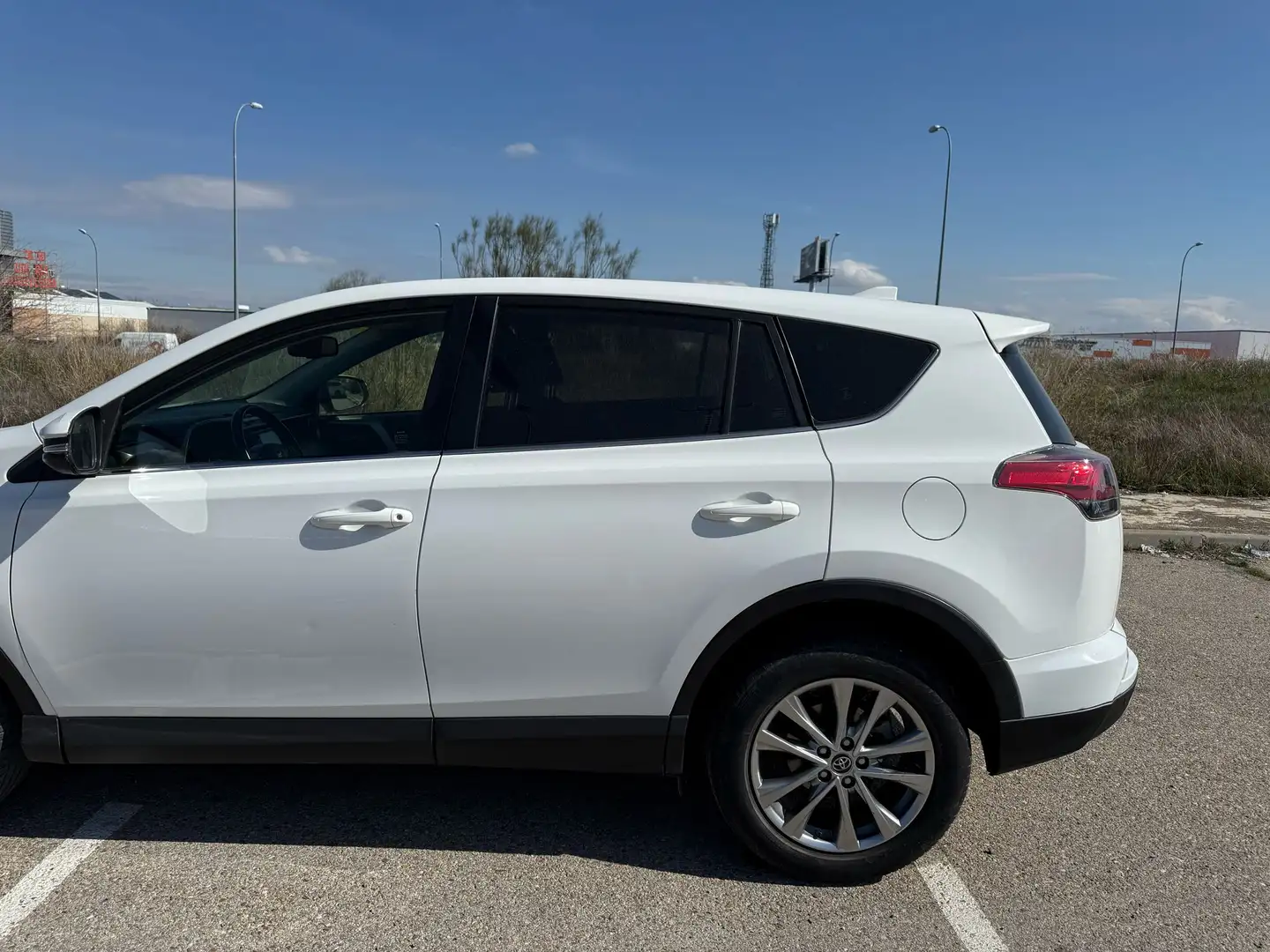 Toyota RAV 4 RAV-4 2.5 hybrid 2WD Advance Advance Blanco - 2