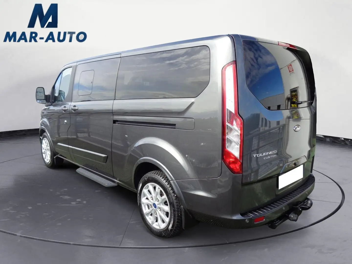 Ford Tourneo Custom 320 2.0 TDCi 185CV PL Titanium Grigio - 2
