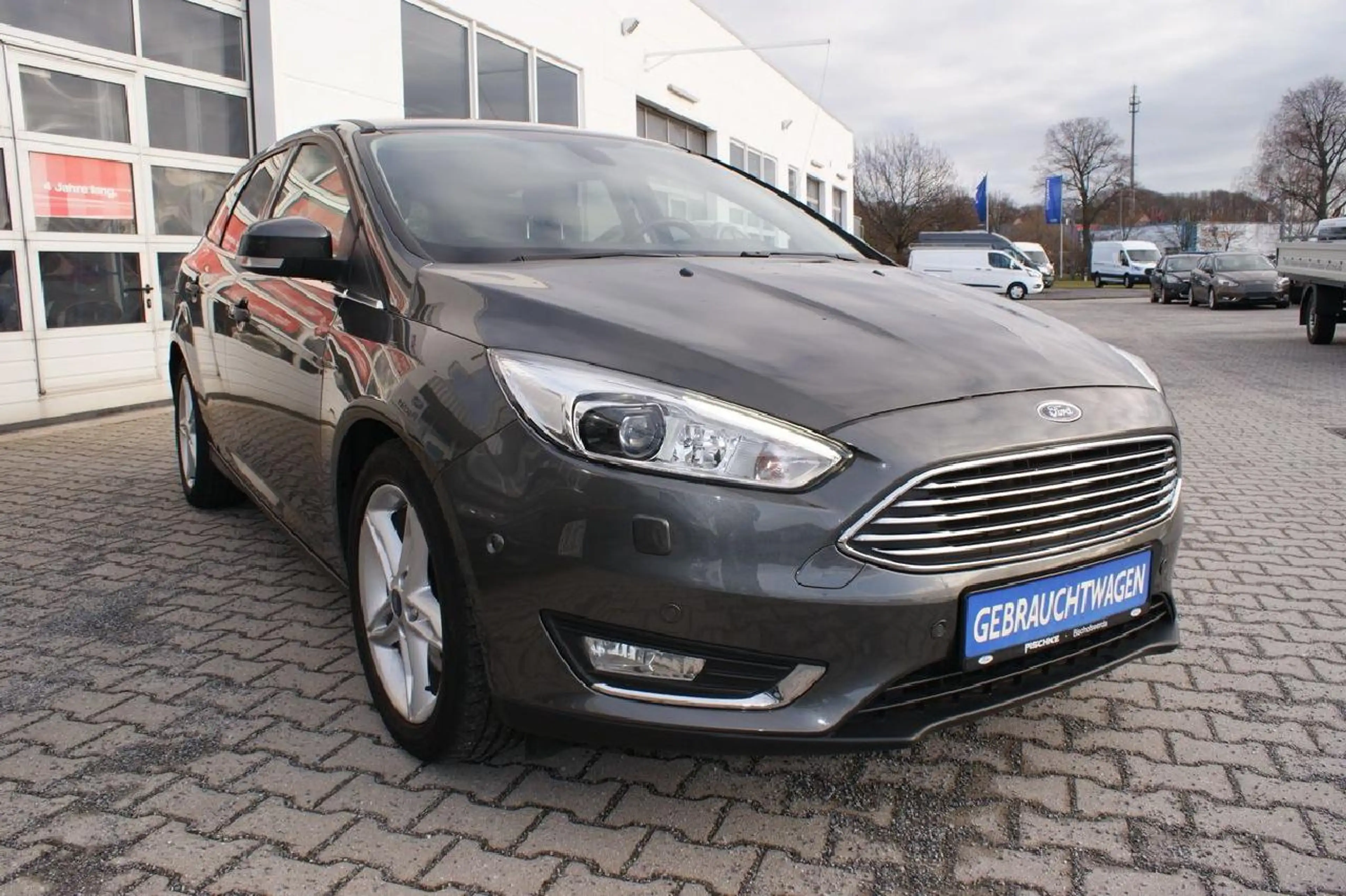 Ford Focus Titanium Navi Alu Xenon AHK — photo 5