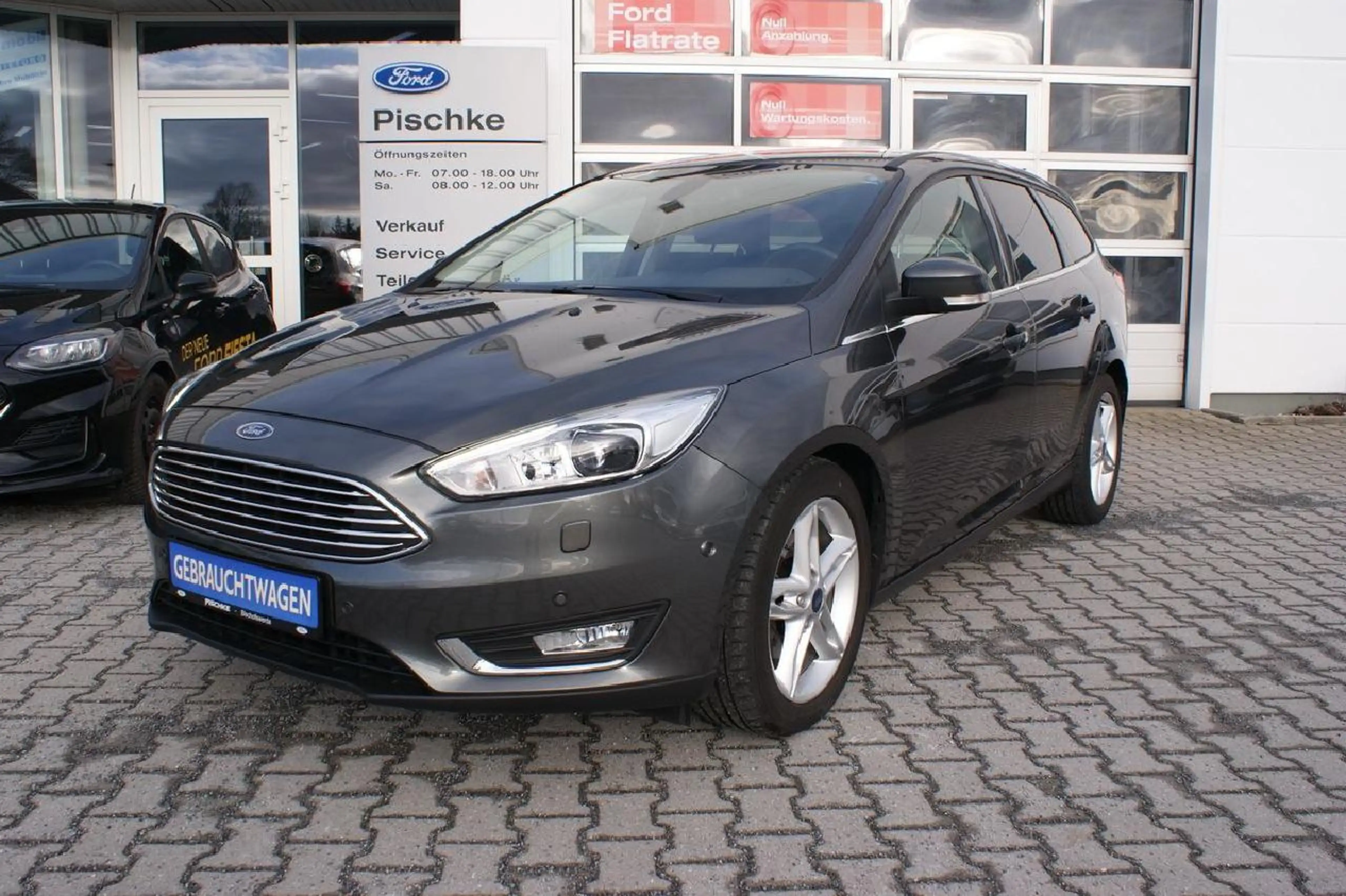 Ford Focus Titanium Navi Alu Xenon AHK