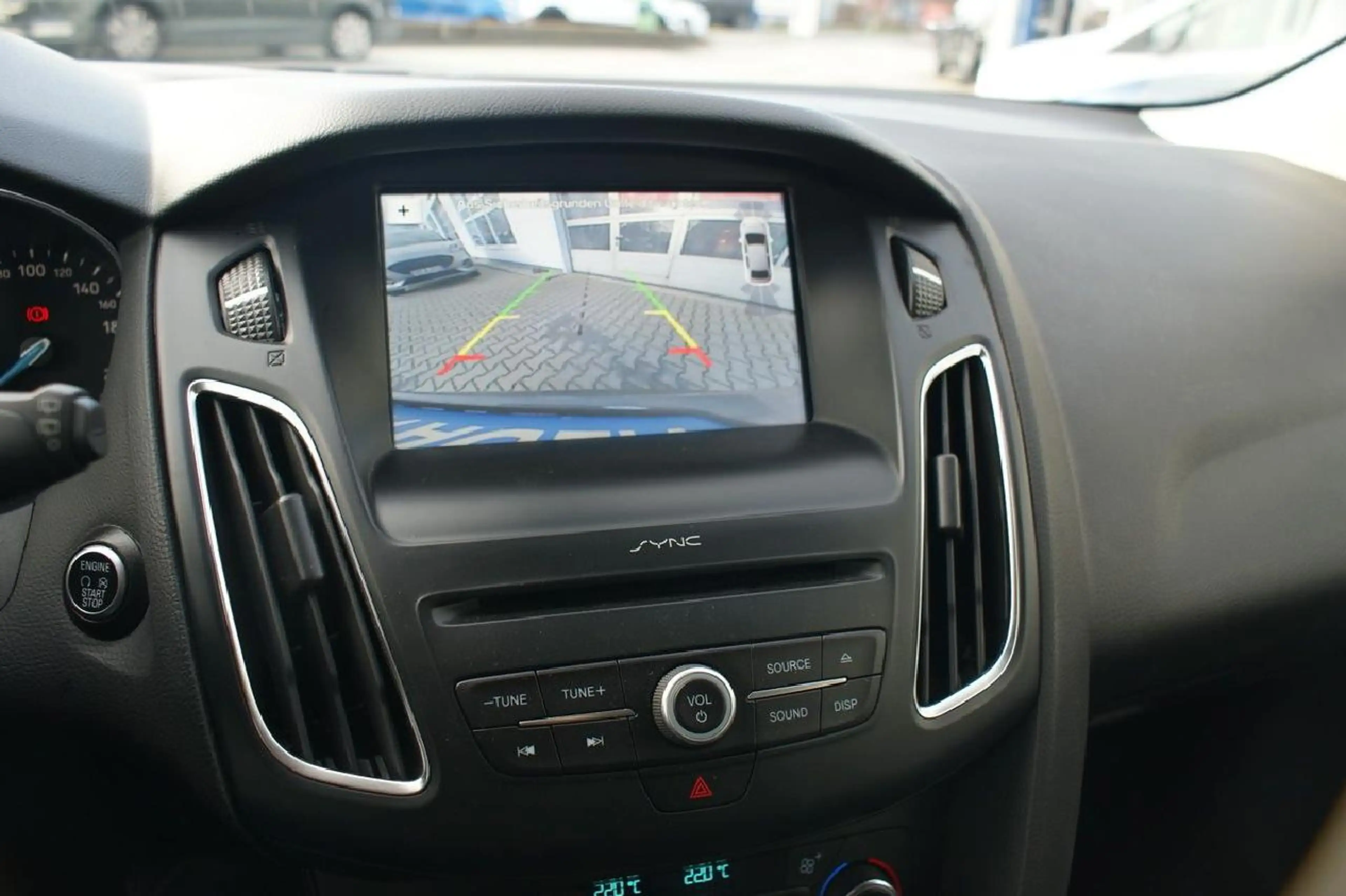 Ford Focus Titanium Navi Alu Xenon AHK — photo 14