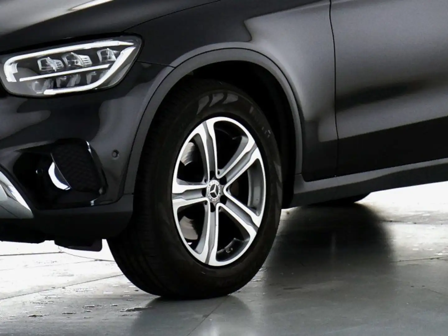 Mercedes-Benz GLC 220 d 4M Infotainment2/AdvancedPark/Exclusiv Schwarz - 2