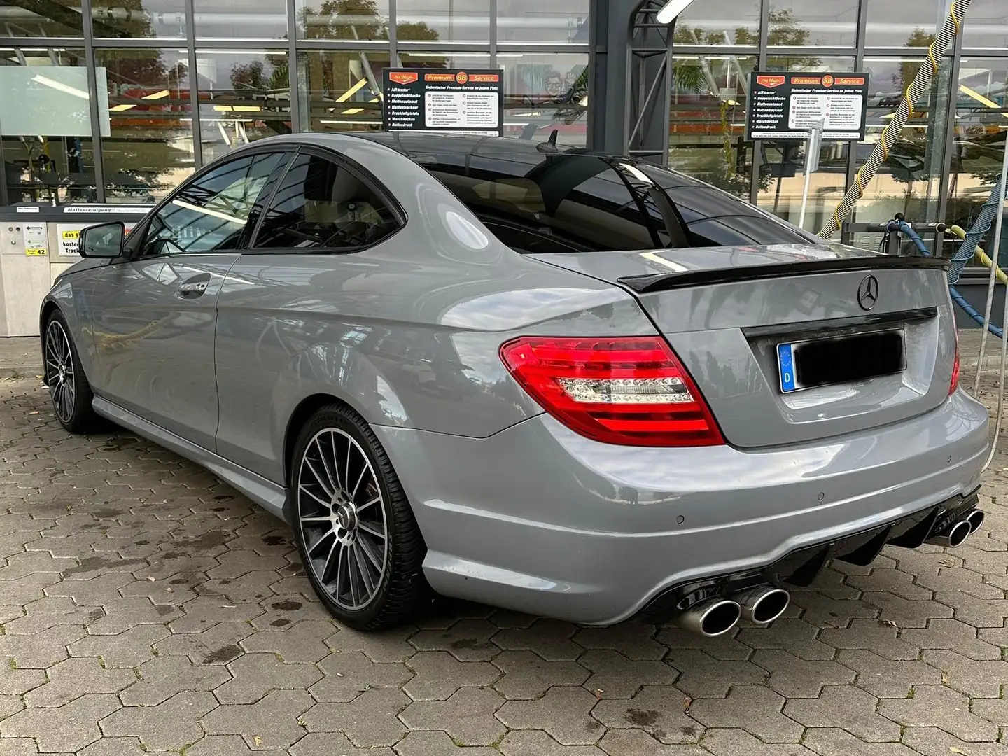 Mercedes-Benz C 180 Coupe (BlueEFFICIENCY) 7G-TRONIC - 2