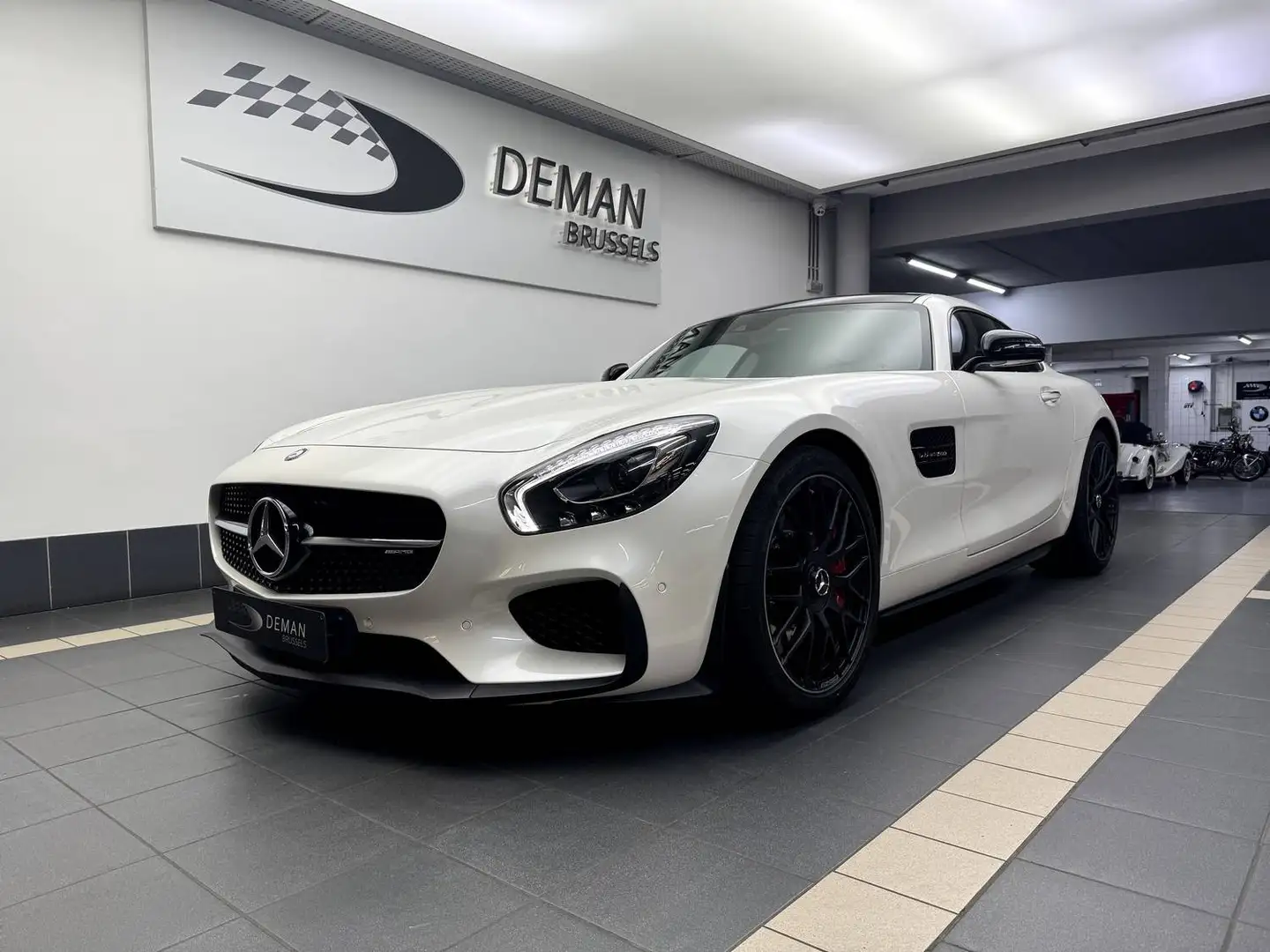 mercedes-benz amg gt