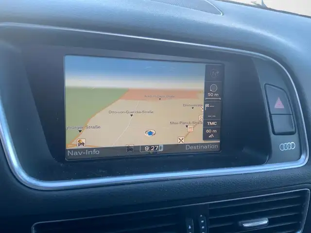 Audi Q5 view 5