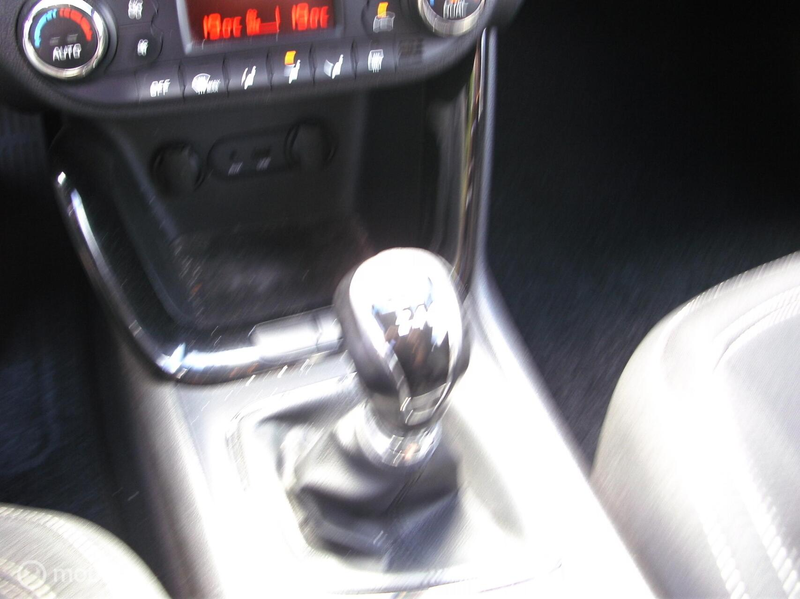 Kia ProCeed / pro_cee'd 1.6 GDI Business Pack — photo 15