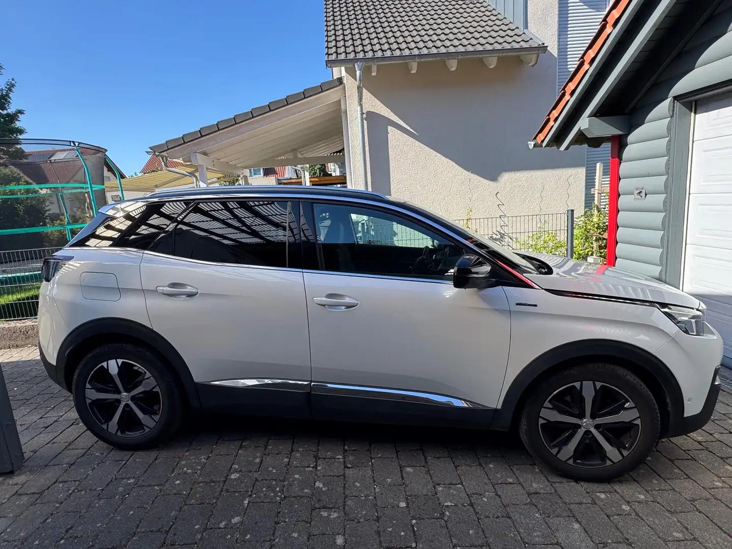 Peugeot 3008 3008 1.2 130 Allure GT-Line TÜV/Inspektion neu Weiß - 2